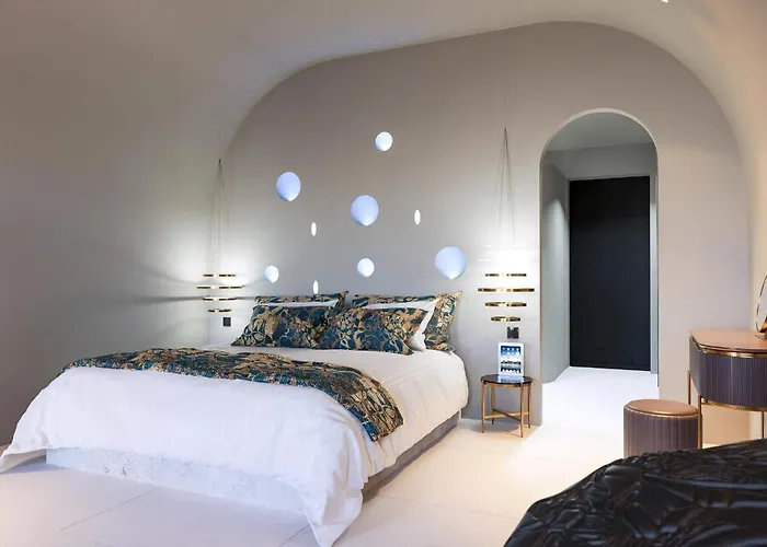 Amazing Santorini 1 Bedroom Euphoria Private Pool & Beautiful Villa Oia